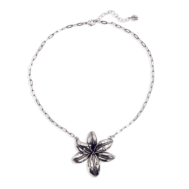 Lily Necklace