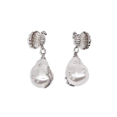"Maurea" Seashell Pearl Earrings