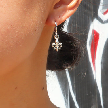 "Noble" Fleur de lis Earrings